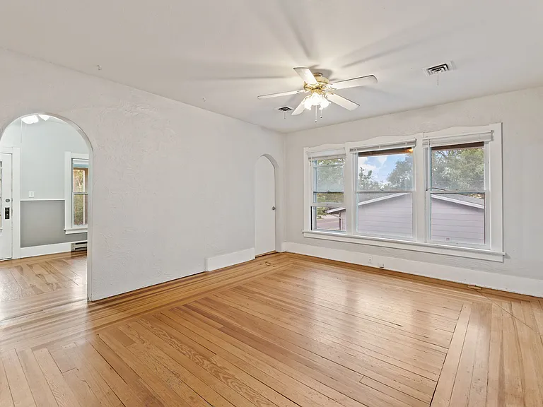 1532 N Chestnut St #A — Photo 6