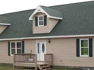 603 Tuscawalla St, Oakland, MD 21550