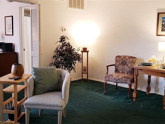 4th image of 2304 Balsam Dr APT E304