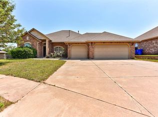 313 Starshine Dr, Norman, OK 73071