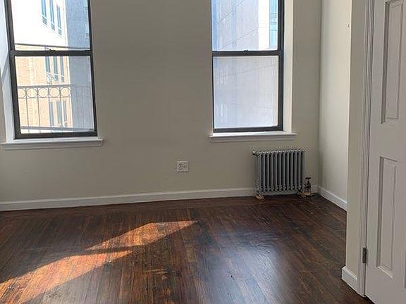 5th image of 4120 29th St APT 5B