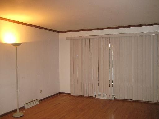 2nd image of 3833 N Scott St