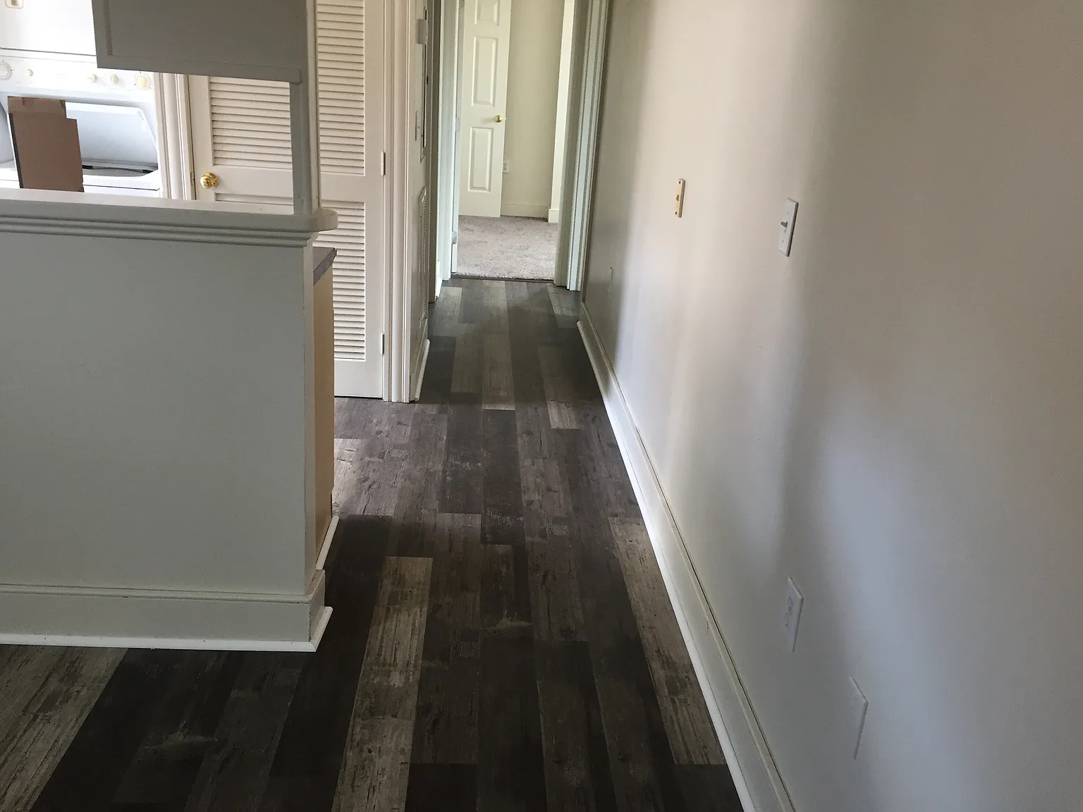 3 bed, 1000 sqft, $1,800 — Photo 2