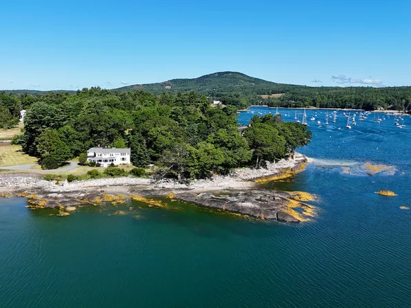 67 Parker Lane, Blue Hill, ME 04614