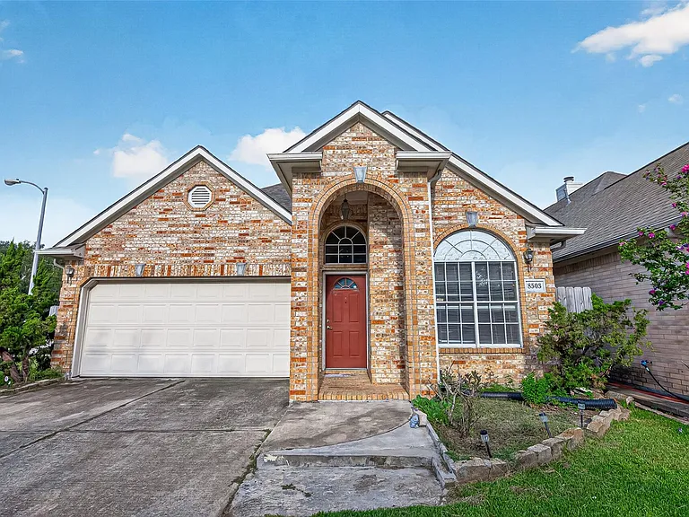 8503 Raybluff Ln — Photo 4