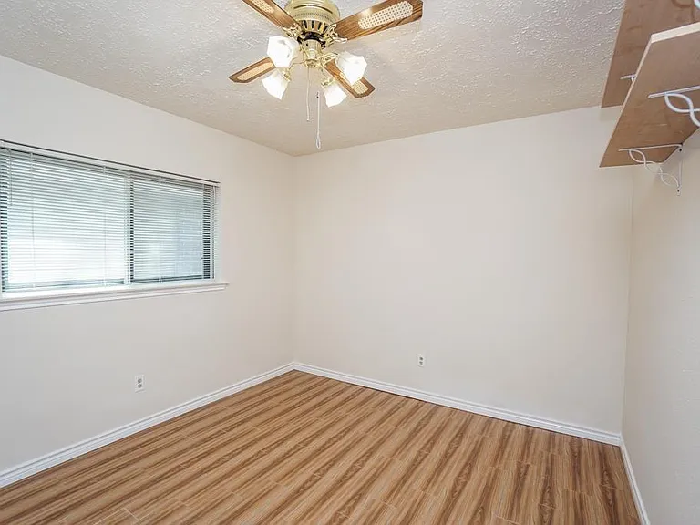 2722 Amaranth Dr — Photo 31