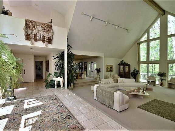 2nd image of 85 Riverstone Dr