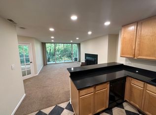 5800 Oakwood Dr UNIT 3H, Lisle, IL 60532