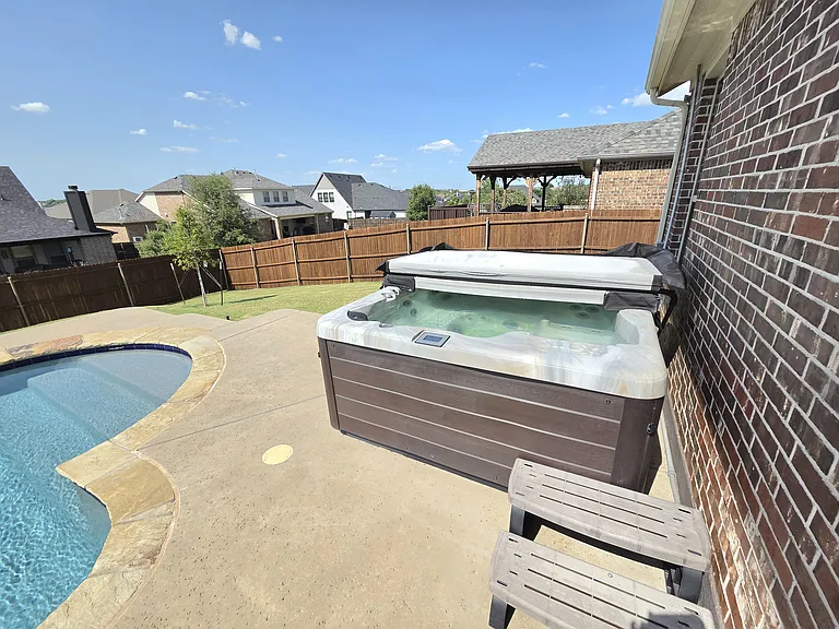 Hot tub