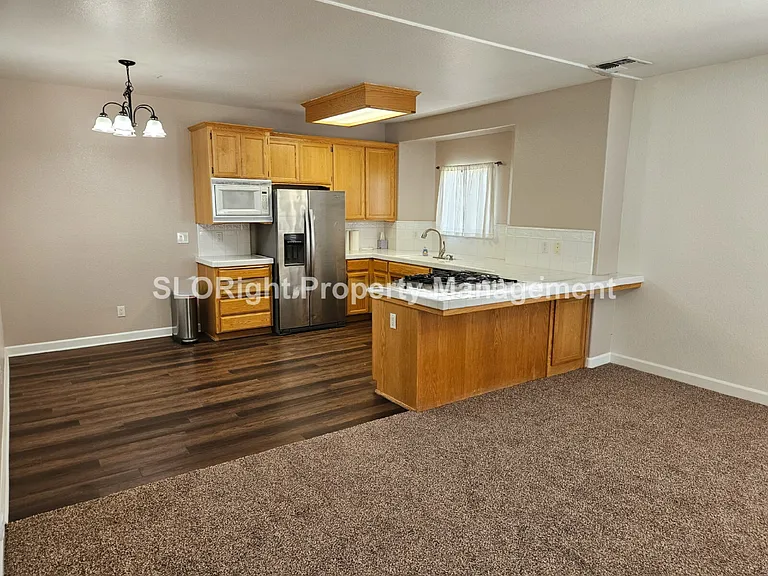 15 Corrietta Ct — Photo 3