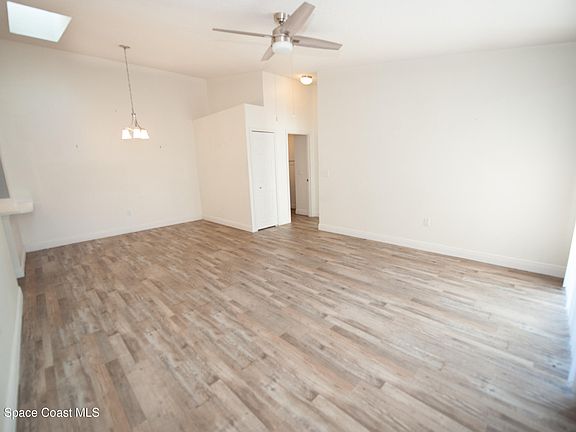 2nd image of 1942 Quail Ridge Ct APT 504
