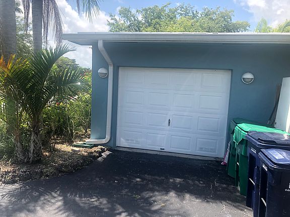 3rd image of 15820 SW 88th Ct
