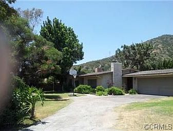 2nd image of 301 Clarkview Dr