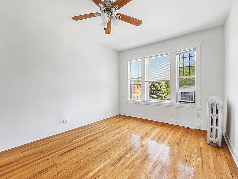 801 Seward St #3 — Photo 6