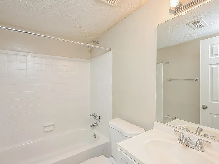 3419 Cobbs Ferry Dr — Photo 15
