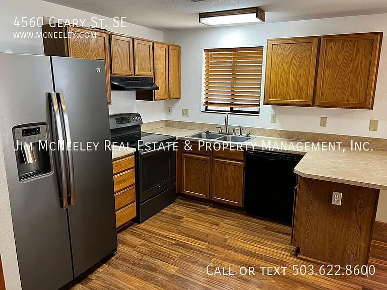 4560 Geary St SE — Photo 5