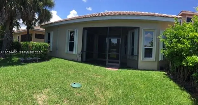 12400 NW 78th Mnr #0 — Photo 14