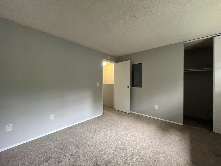 4911 SW Beaverton Hillsdale Hwy #A — Photo 27