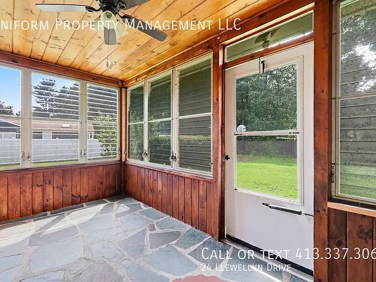 24 Llewellyn Dr — Photo 28