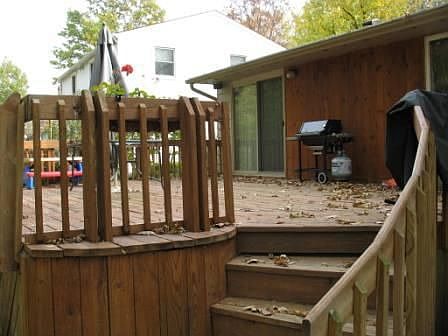 Rear deck