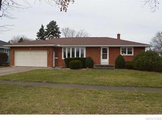 358 Rosebrock St, North Tonawanda, NY 14120