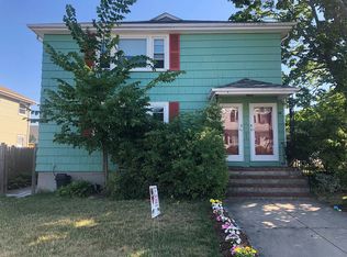 30 Madison Ave, Watertown, MA 02472