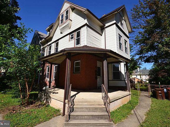 2nd image of 55 W La Crosse Ave