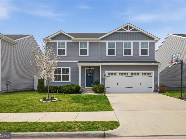 135 Birmingham Dr, Middletown, VA 22645