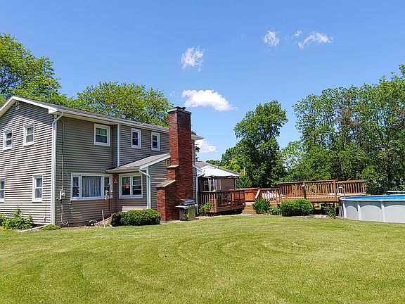 2nd image of 367 Park Pl
