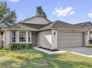 1037 Burnett St, Oviedo, FL 32765