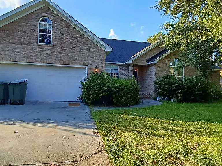 22 Lord Calvert Dr — Photo 24