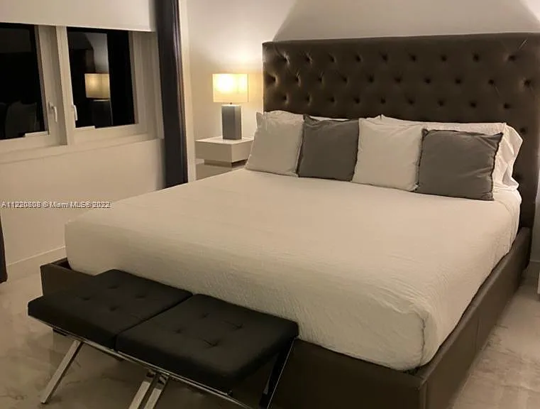 2301 Collins Ave #1503 — Photo 10