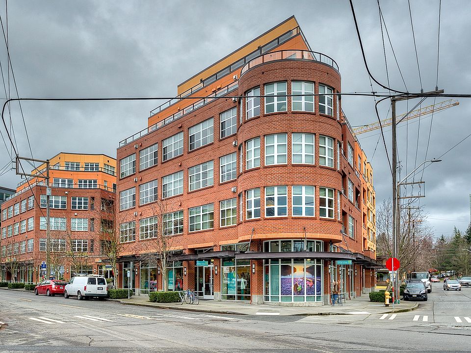 1st image of 410 NE 70th St APT 202