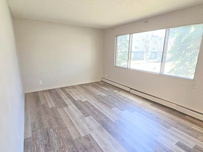 10045 83rd Ave NW — Photo 13