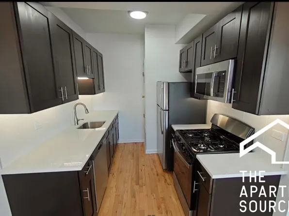 1555 N Mohawk St, Chicago, IL