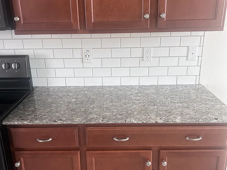15422 W Windward Ave — Photo 11