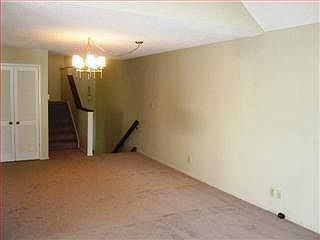 5th image of 1108 Waterton Ln