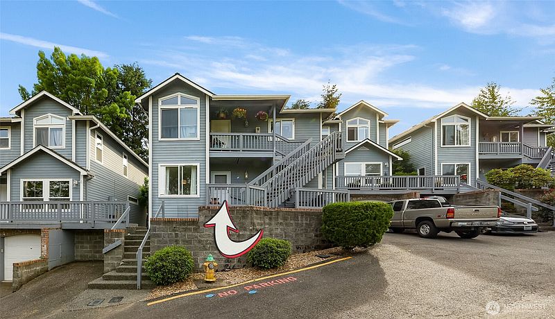3rd image of 2210 Grade Road #4