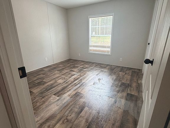 5th image of 225 Rehoboth Rd