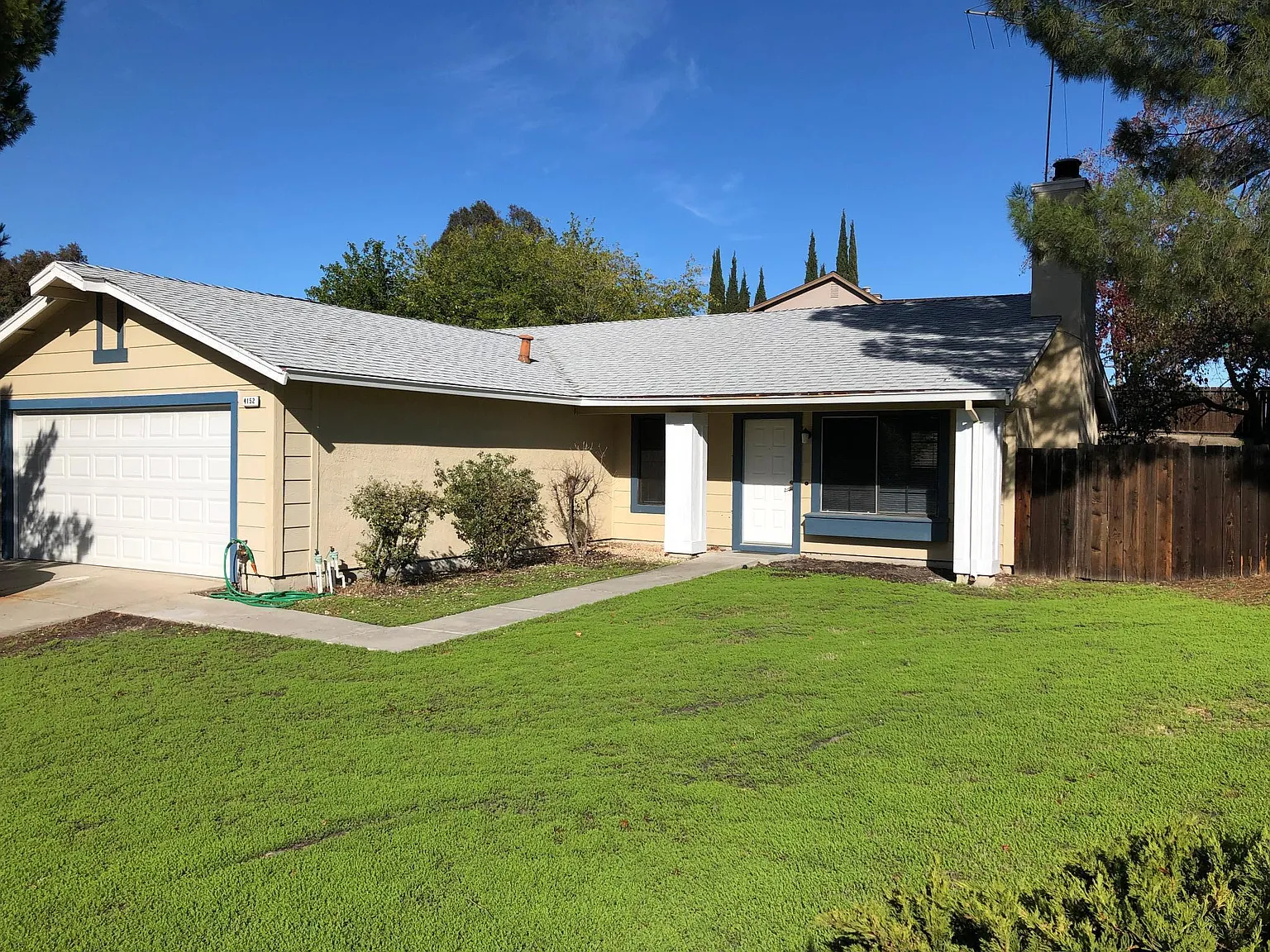 4152 S Royal Links Cir photo 1