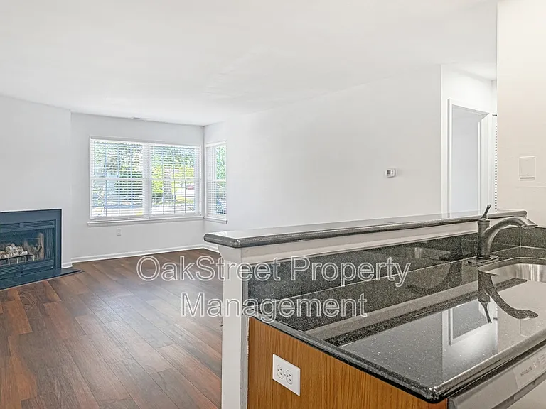 38 Driftwood Ct — Photo 2