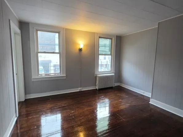 155 School St APT 2, Yonkers, NY 10701