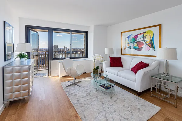 Sold by Compass | media 2