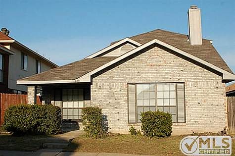 1st image of 1620 Liberty Ln