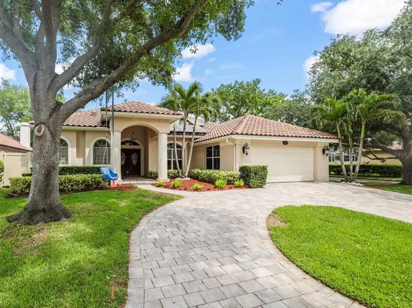4802 Queen Palm Ter NE, Saint Petersburg, FL 33703