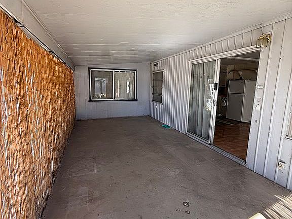 2nd image of 200 E Ivanhoe St Lot 3