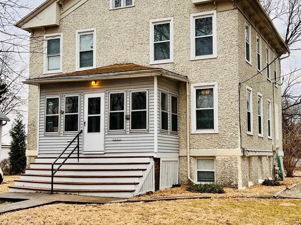 806-810 E Berrien St, Galesburg, IL 61401