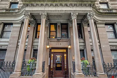 Rented by Barkoff Residential 