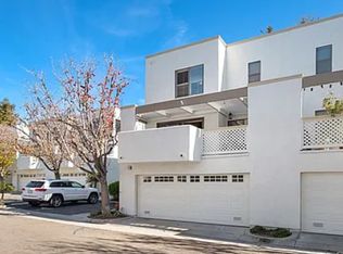 152 N Singingwood St UNIT 15, Orange, CA 92869
