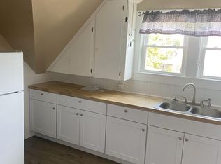 21 Lester Ave #3, Pawcatuck, CT 06379